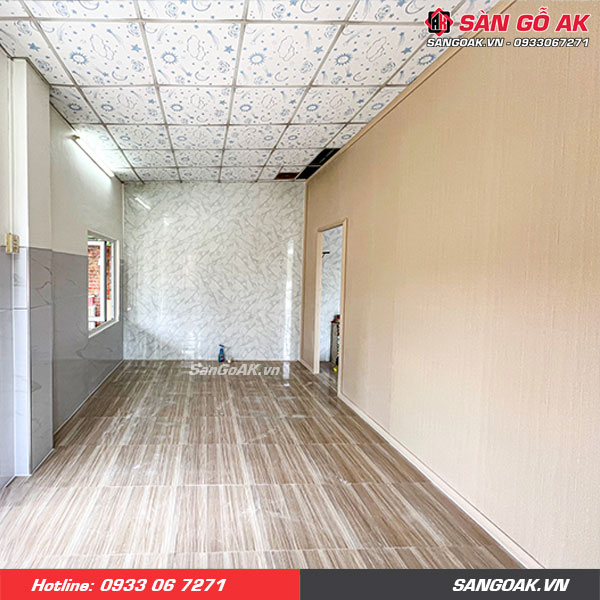 Tấm vách ngăn nhựa vàng sồi nhạt Galawood VN-912